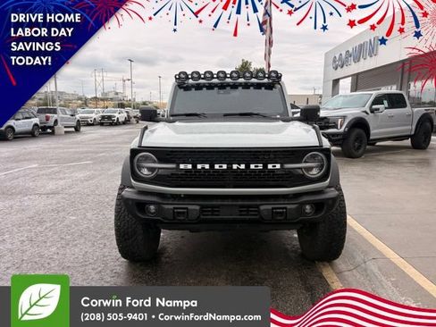 Used 2023 Ford Bronco Wildtrak AWD/4WD image 1