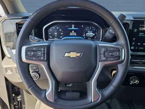 Used 2023 Chevrolet Silverado 1500 LT w/ Protection Package AWD/4WD image 12