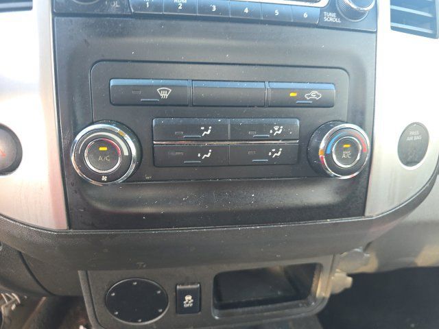 Used 2016 Nissan Frontier SV RWD image 21