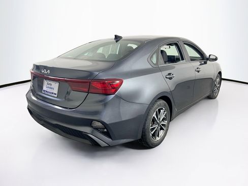 Used 2022 Kia Forte LXS image 5