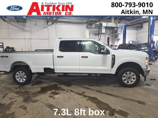Used 2024 Ford F250 XLT AWD/4WD image 4