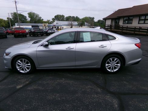 Used 2018 Chevrolet Malibu Hybrid FWD image 6