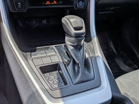 Used 2024 Toyota RAV4 XLE FWD image 20