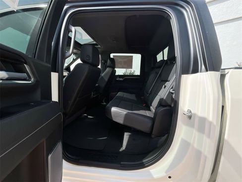 New 2025 GMC Sierra 2500 Denali w/ Denali Reserve Package image 34