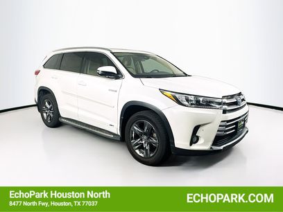 Used 2017 Toyota Highlander Limited Platinum