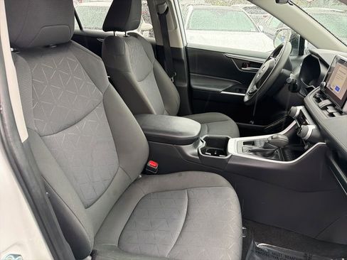Certified 2025 Toyota RAV4 XLE AWD/4WD image 11