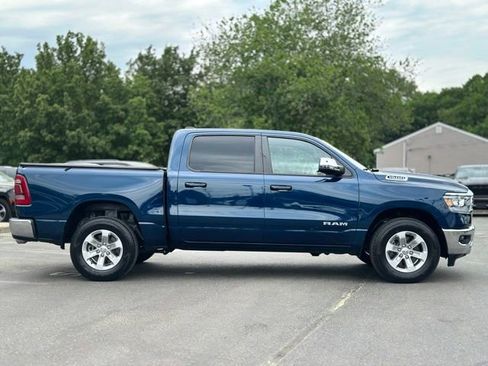 Used 2023 RAM 1500 Laramie AWD/4WD image 7