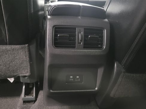 Used 2023 Nissan Rogue SV w/ SV Premium B Package AWD/4WD image 22