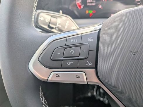 New 2026 Volkswagen Tiguan SE image 13