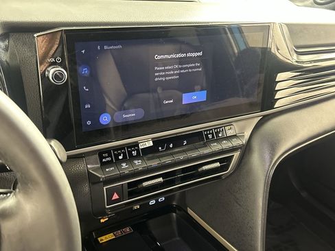 Used 2025 Toyota Camry XSE image 18