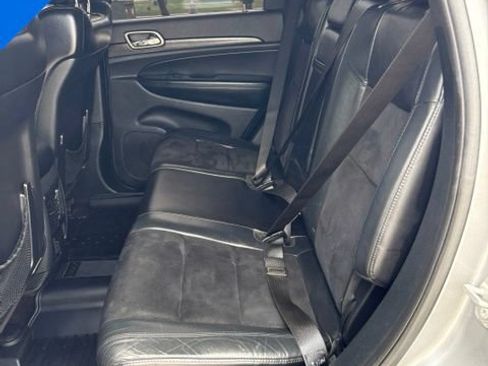 Used 2018 Jeep Grand Cherokee Altitude AWD/4WD image 27