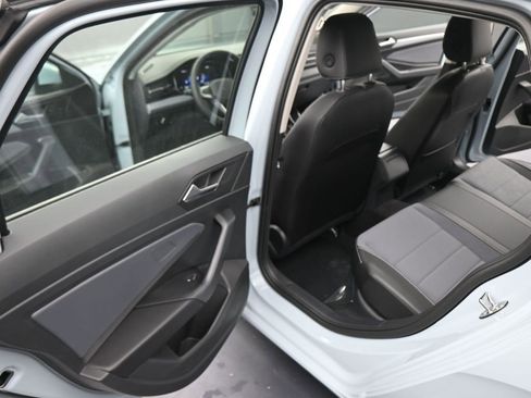 New 2026 Volkswagen Jetta SE image 37