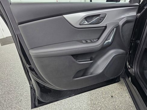 Used 2026 Chevrolet Blazer LT FWD image 13