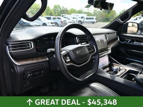 Used 2023 Jeep Grand Wagoneer L Series II AWD/4WD image 18