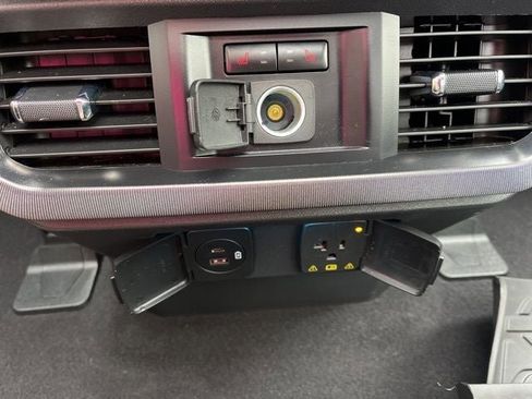 Certified 2023 Ford F150 Platinum w/ Equipment Group 701A High image 15