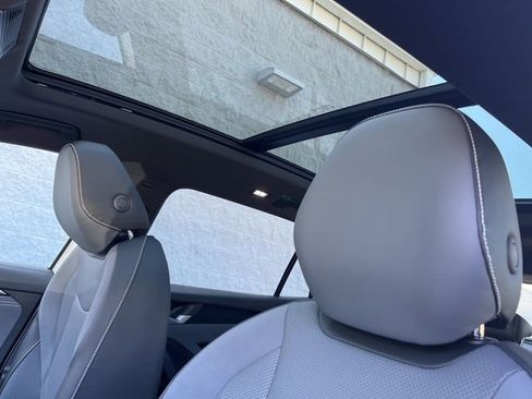 New 2026 Volkswagen Tiguan SE R-Line FWD image 29