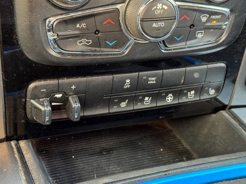 Used 2018 RAM 1500 Sport w/ Hydro Blue Sport Package image 37