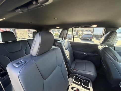 Used 2026 Lexus TX 500h AWD w/ Technology Package image 21