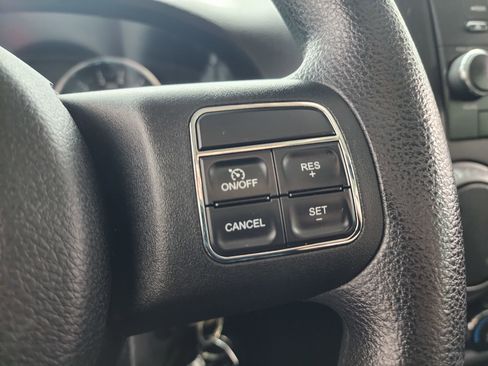 Used 2012 Jeep Wrangler Unlimited Sport image 13