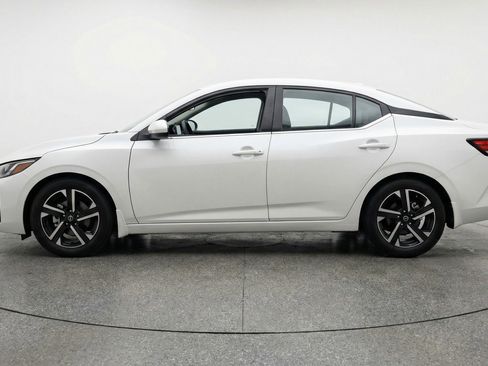 Used 2025 Nissan Sentra SV FWD image 5