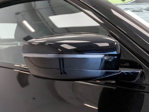 Used 2022 BMW M440i Convertible image 8