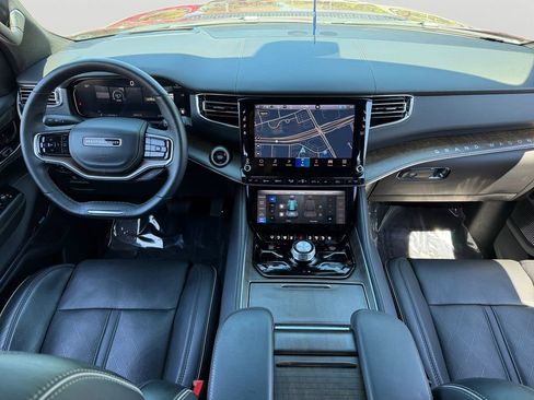 Used 2023 Jeep Grand Wagoneer Series II w/ Flexible Seating Group AWD/4WD image 14