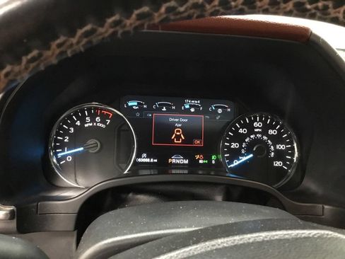 Used 2018 Ford F150 Platinum w/ Equipment Group 701A Luxury AWD/4WD image 10