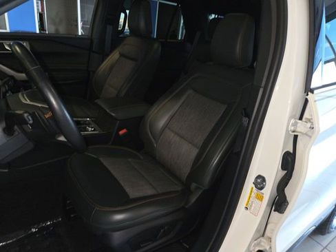 Used 2022 Ford Explorer Timberline AWD/4WD image 11