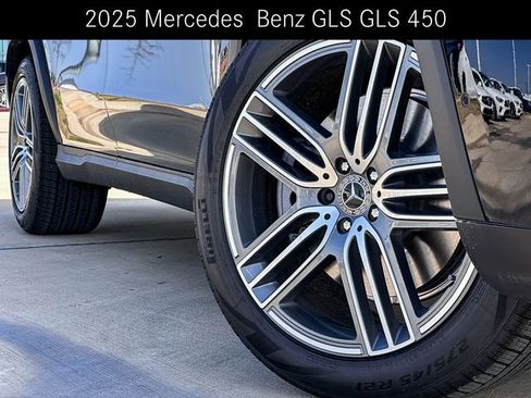 Certified 2025 Mercedes-Benz GLS 450 4MATIC image 2