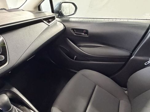 Used 2023 Toyota Corolla LE image 23