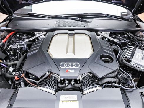 Used 2024 Audi RS 7 Performance w/ Bronze Edition image 39