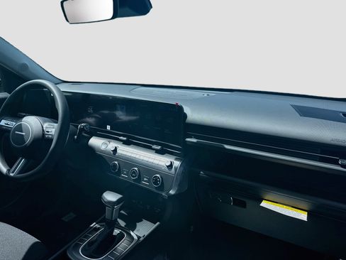 New 2027 Hyundai Kona SE FWD image 21