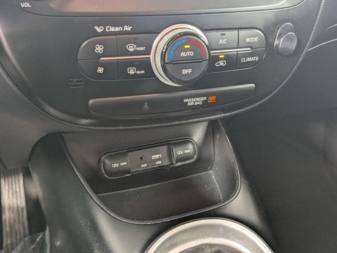 Used 2018 Kia Soul w/ Convenience Package FWD image 20