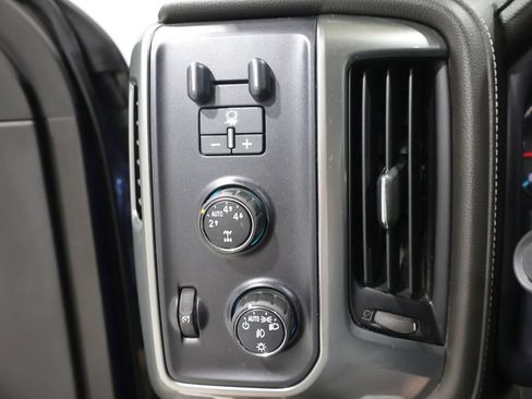 Used 2015 Chevrolet Silverado 1500 LTZ Z71 w/ LTZ Plus Package AWD/4WD image 30