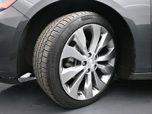 Used 2017 Chevrolet Malibu Premier w/ Premier Sun and Wheel Package image 43