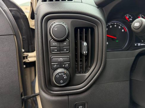 Used 2023 Chevrolet Silverado 1500 Custom Trail Boss w/ LPO, Dark Essentials Package image 43