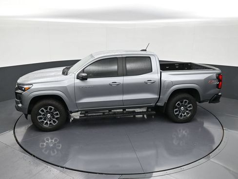 Used 2025 Chevrolet Colorado Z71 AWD/4WD image 13