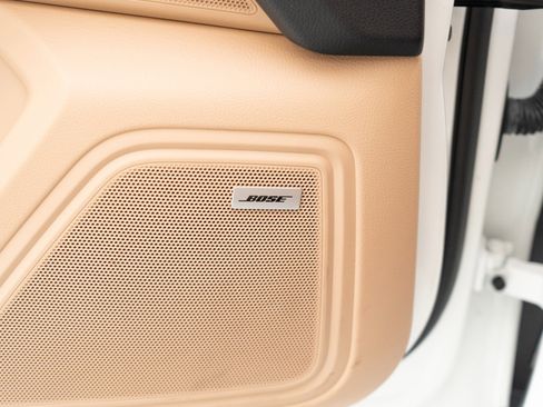 Used 2022 Porsche Macan image 25