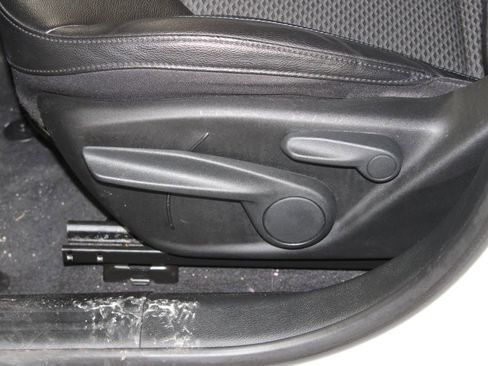 Used 2024 Jeep Compass Latitude image 14