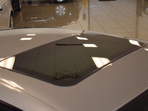 Used 2011 Maserati Quattroporte S RWD image 40