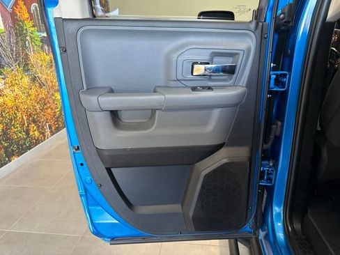 Used 2020 RAM 1500 Warlock AWD/4WD image 36
