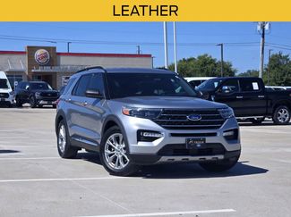 Used 2020 Ford Explorer XLT w/ Equipment Group 202A image 1