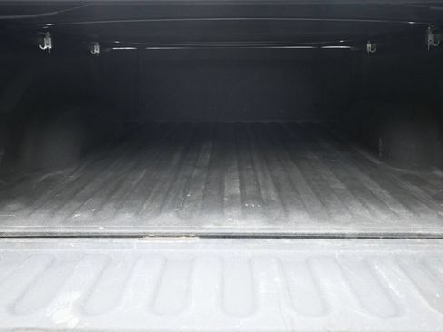 Used 2018 RAM 1500 Big Horn AWD/4WD image 32