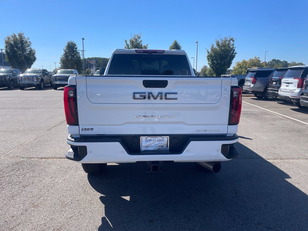 Used 2025 GMC Sierra 2500 Denali Ultimate AWD/4WD image 7