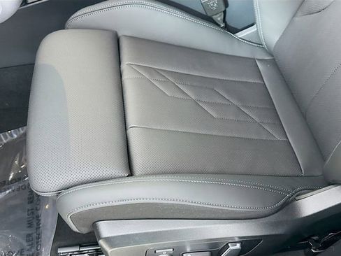 New 2026 BMW X3 xDrive30 w/ Premium Package image 19