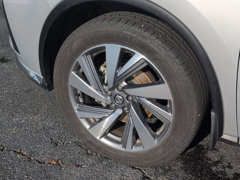 Used 2020 Nissan Murano SL w/ Moonroof Package FWD image 12