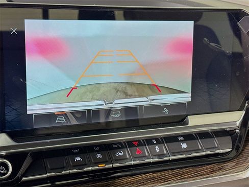 New 2026 GMC Sierra 1500 SLE w/ Preferred Package image 9