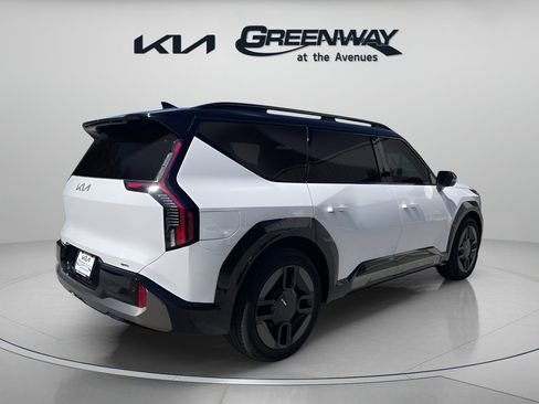 New 2026 Kia EV9 GT-Line image 4