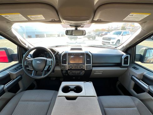 Used 2019 Ford F150 XLT w/ Equipment Group 301A Mid image 10