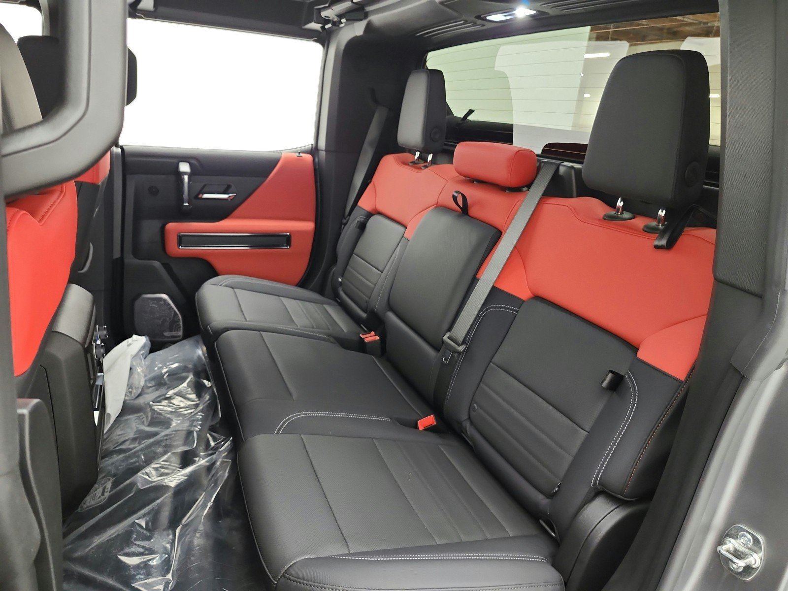 Used 2026 GMC Hummer EV 4x4 Crew Cab w/ Carbon Fiber Edition Package image 13
